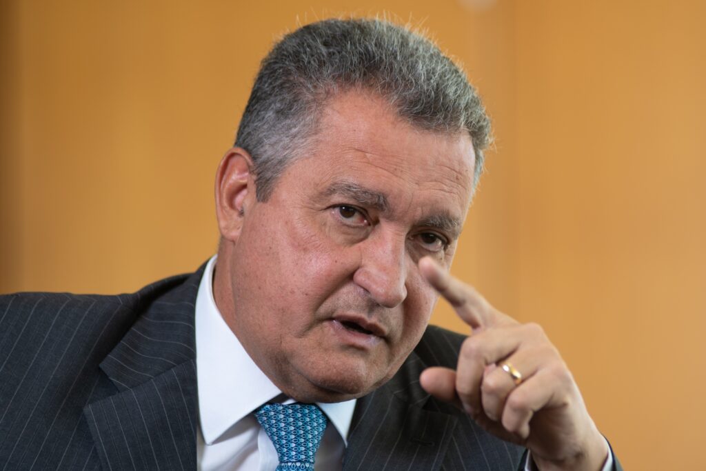 Governo não desistiu do PL do licenciamento ambiental e irá reverter situação, afirma Rui Costa