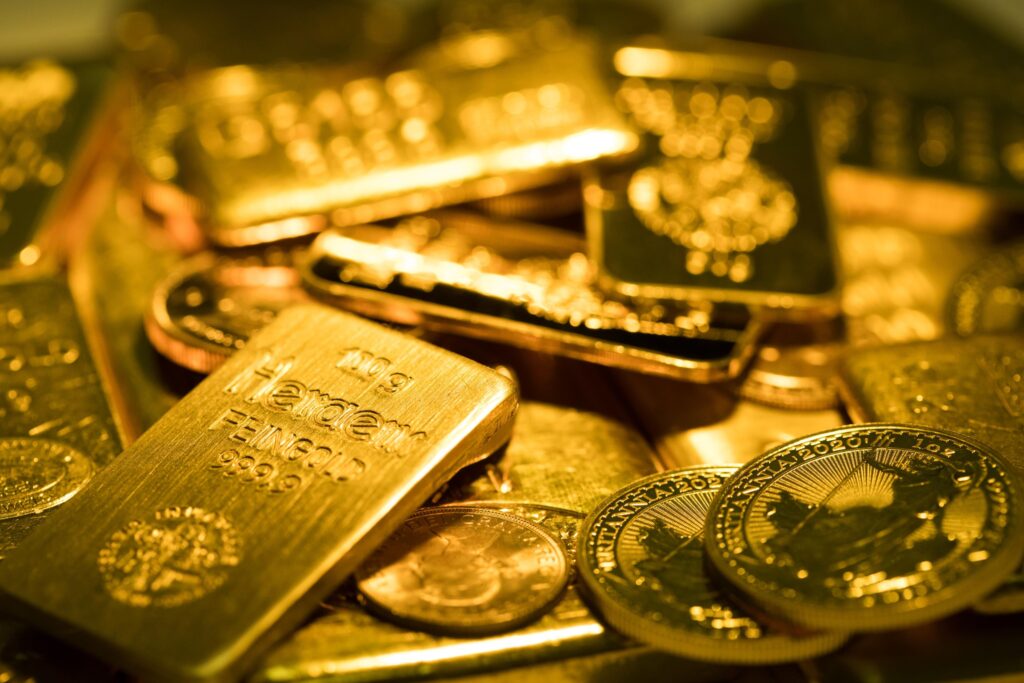 Ouro sobe com apoio de dólar fraco e encerra semana com alta de 0,45%