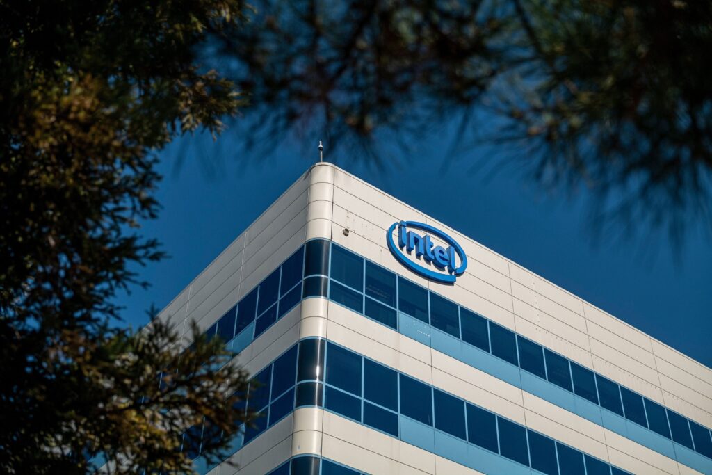 Intel vai separar unidade de rede e comunicações em reformulação dos negócios