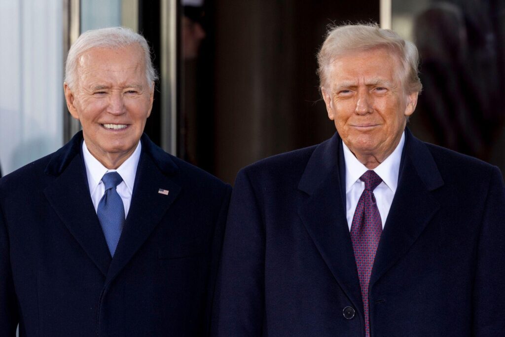 Alvo de investigação de Trump, Biden se defende e diz que autorizou uso de caneta automática