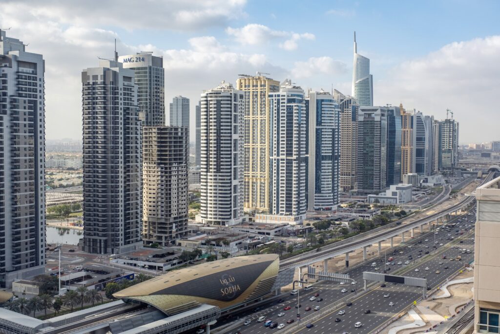 Ricos ignoram conflitos regionais e apostam em family offices em Dubai e Abu Dhabi