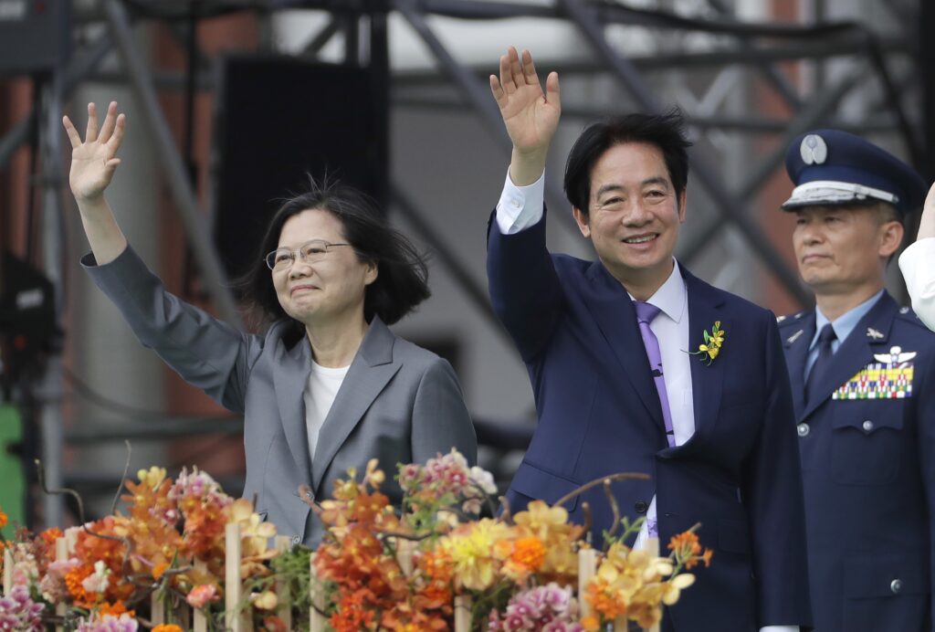 Trump impede que o presidente de Taiwan faça escala em Nova York