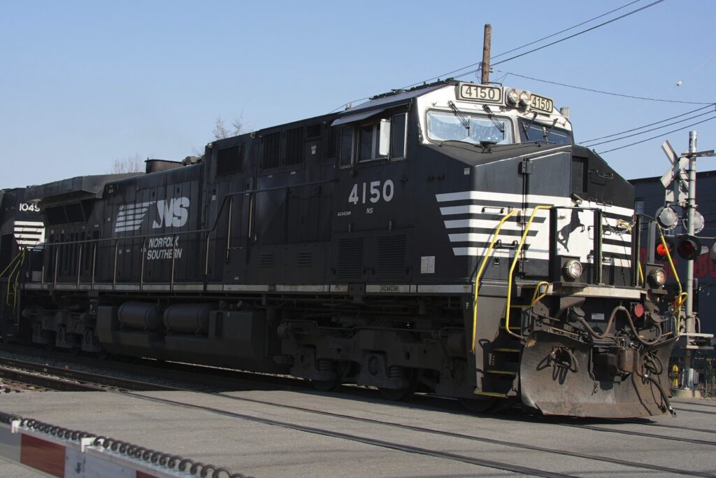 Union Pacific pode chegar a acordo para adquirir a Norfolk Southern