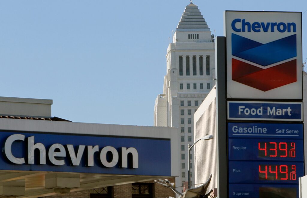 Chevron vence batalha contra Exxon e fecha acordo de US$ 53 bi para comprar a Hess