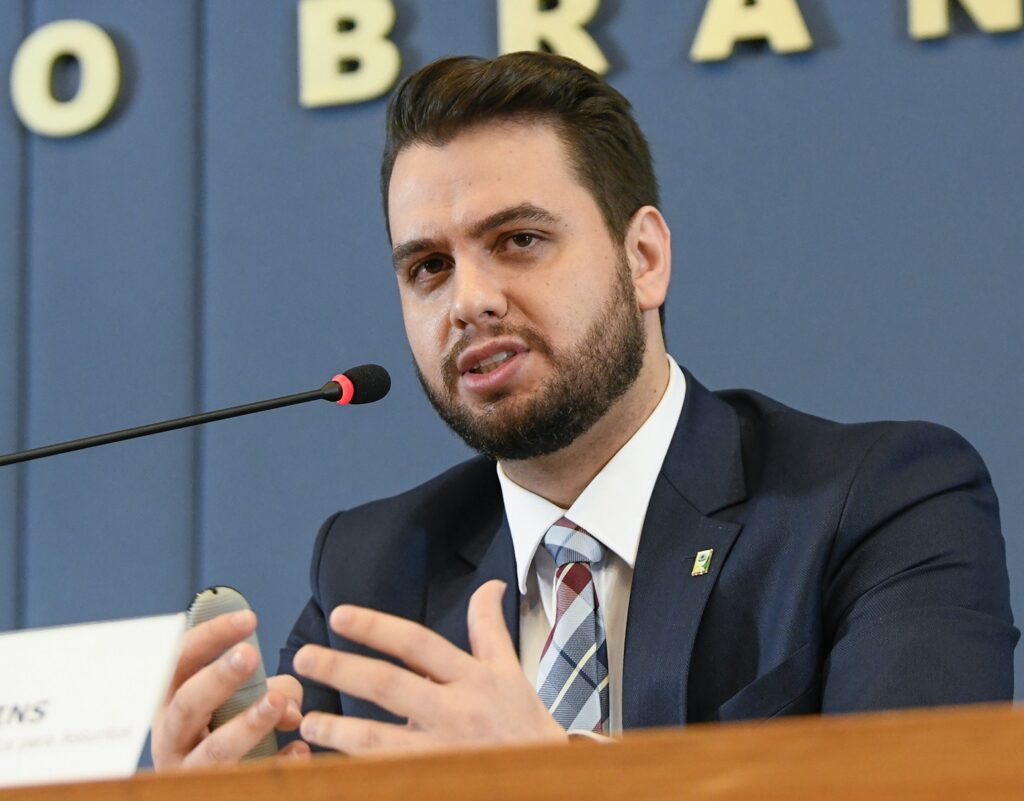 Testemunhas de ex-assessor de Bolsonaro faltam à audiência de depoimentos no STF