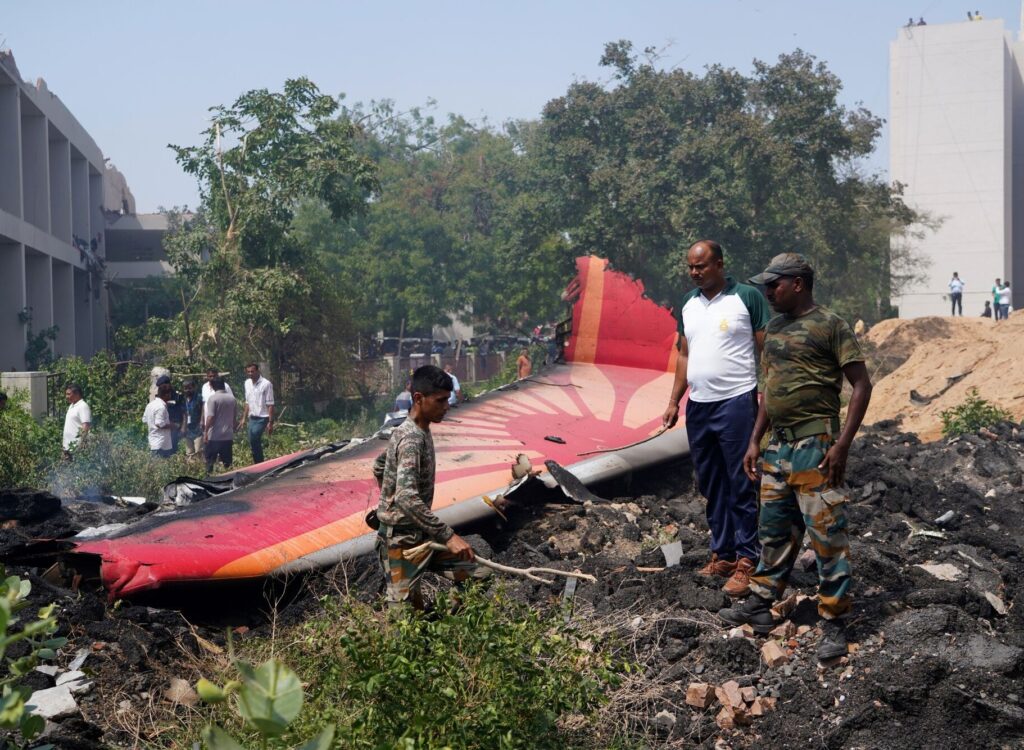 Executivo da Air India diz que relatório preliminar de queda de avião levanta novas dúvidas