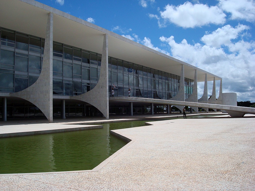 Planalto avalia que Trump vai aplicar a ‘Tarifa Bolsonaro’  de 50%