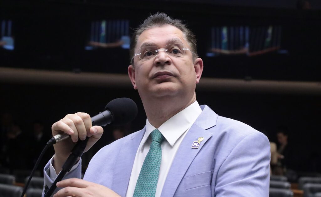 EUA fizeram contra Moraes o que o Senado brasileiro não teve coragem, afirma líder do PL