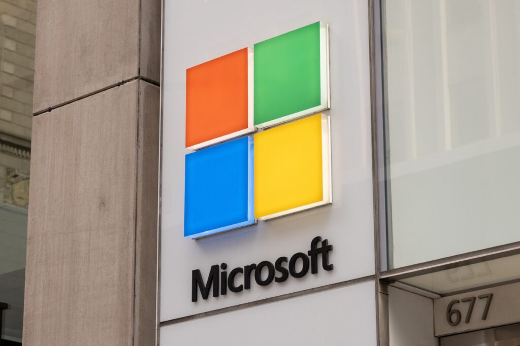 Microsoft demite dois funcionários por protestarem contra laços com Israel