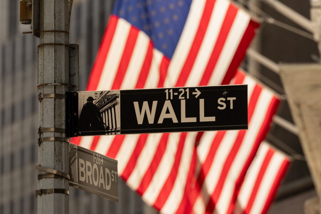 Bancos de Wall Street perdem espaço na Europa com tarifas dos EUA assustando clientes