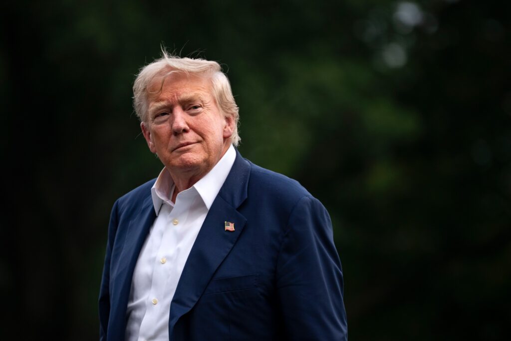 Assessor influente de Trump acusa Índia de financiar guerra entre Rússia e Ucrânia