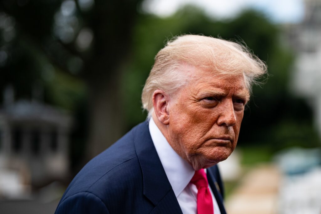 Trump diz ter ordenado demissão de chefe do Departamento do Trabalho após dados fracos