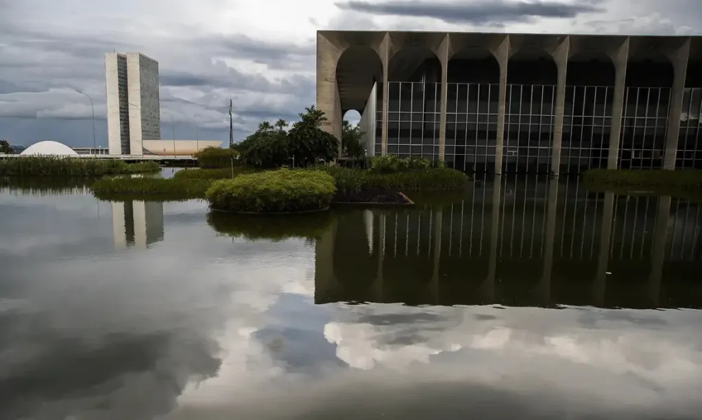 Brasil responde aos EUA e nega prática desleal de comércio