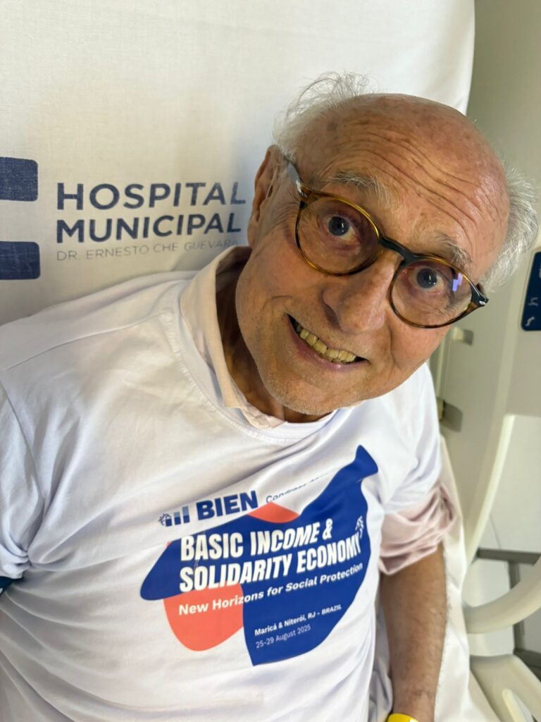 Eduardo Suplicy coloca marca-passo após passar mal em evento no Rio de Janeiro