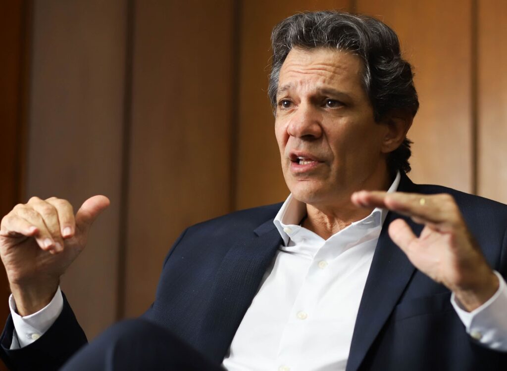 Governo aproveitou tarifaço para implementar mudanças estruturais no financiamento de exportações, diz Haddad