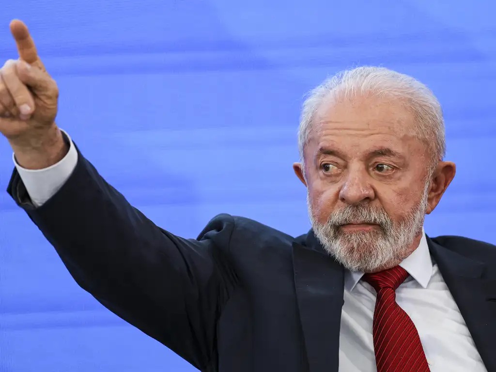 Lula diz que tem ‘limite de briga’ com Trump e que ‘não pode falar tudo que quer’