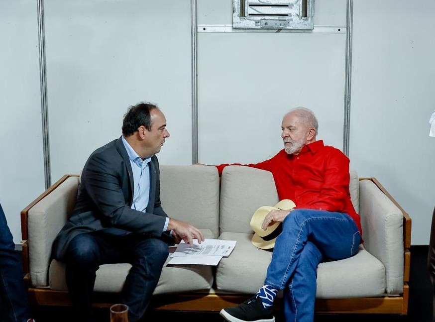 Fiemg entrega a Lula propostas para reduzir impactos do tarifaço americano