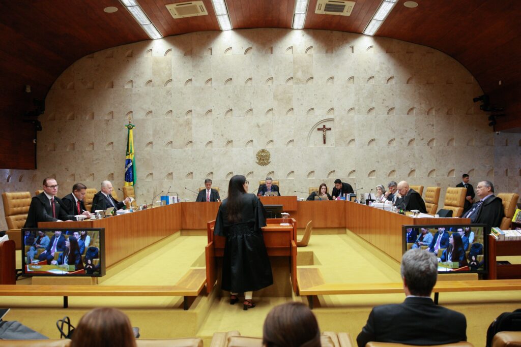 STF valida lei de federações partidárias e determina prazo para registro