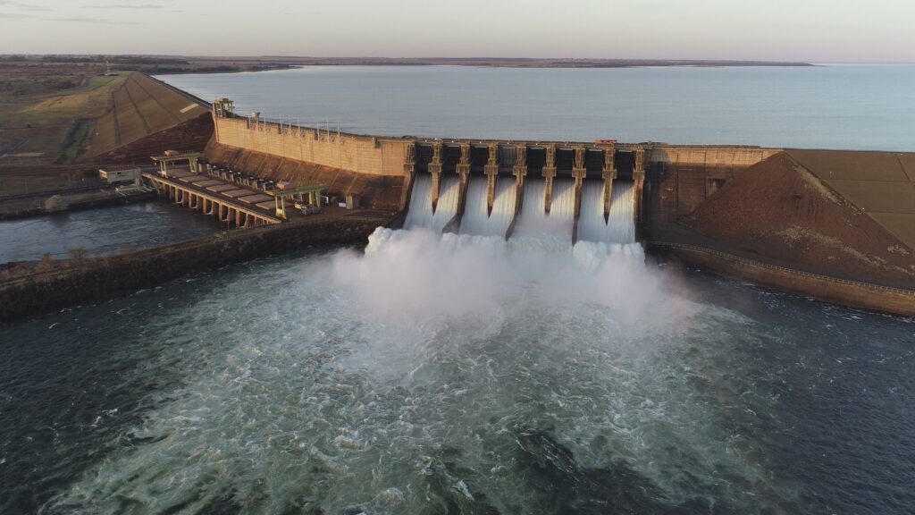 Statkraft e Cemig garantem prorrogação de outorgas ao vencer leilão do GSF