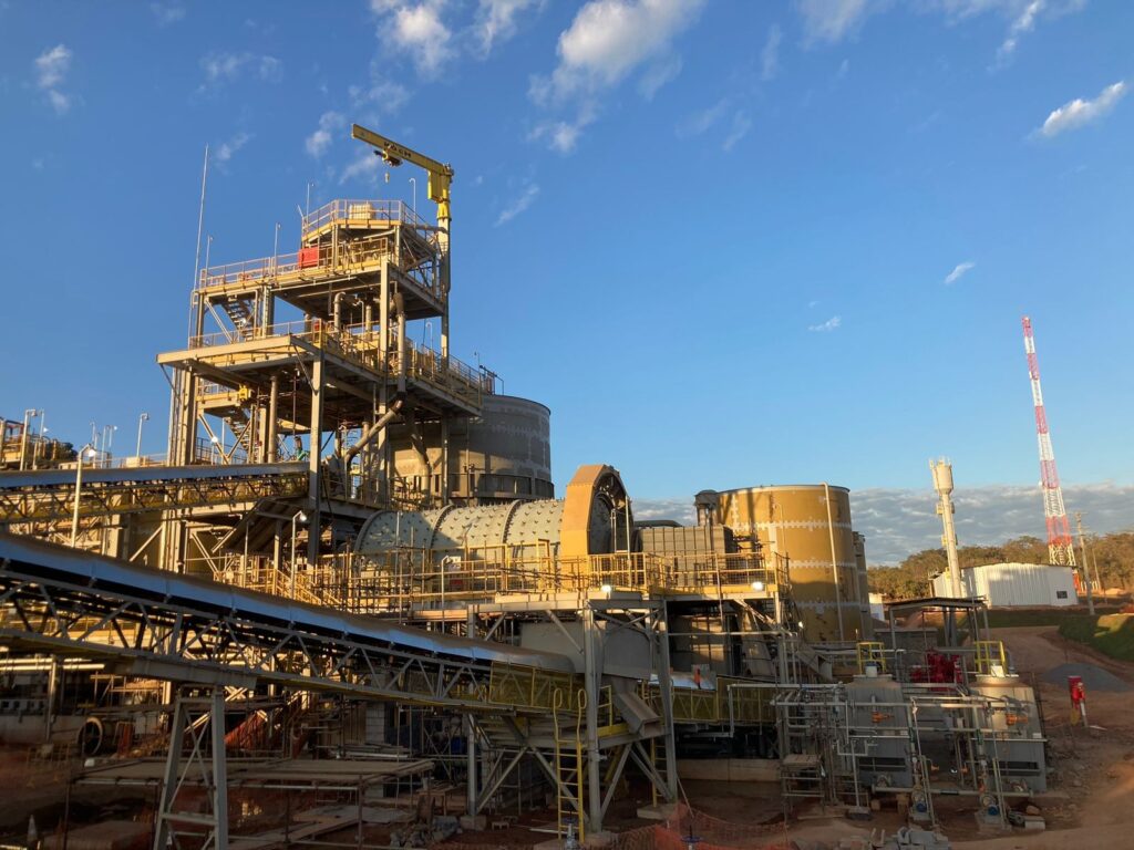 Aura Minerals sai de prejuízo para lucro líquido de R$ 8,14 milhões no 2º trimestre