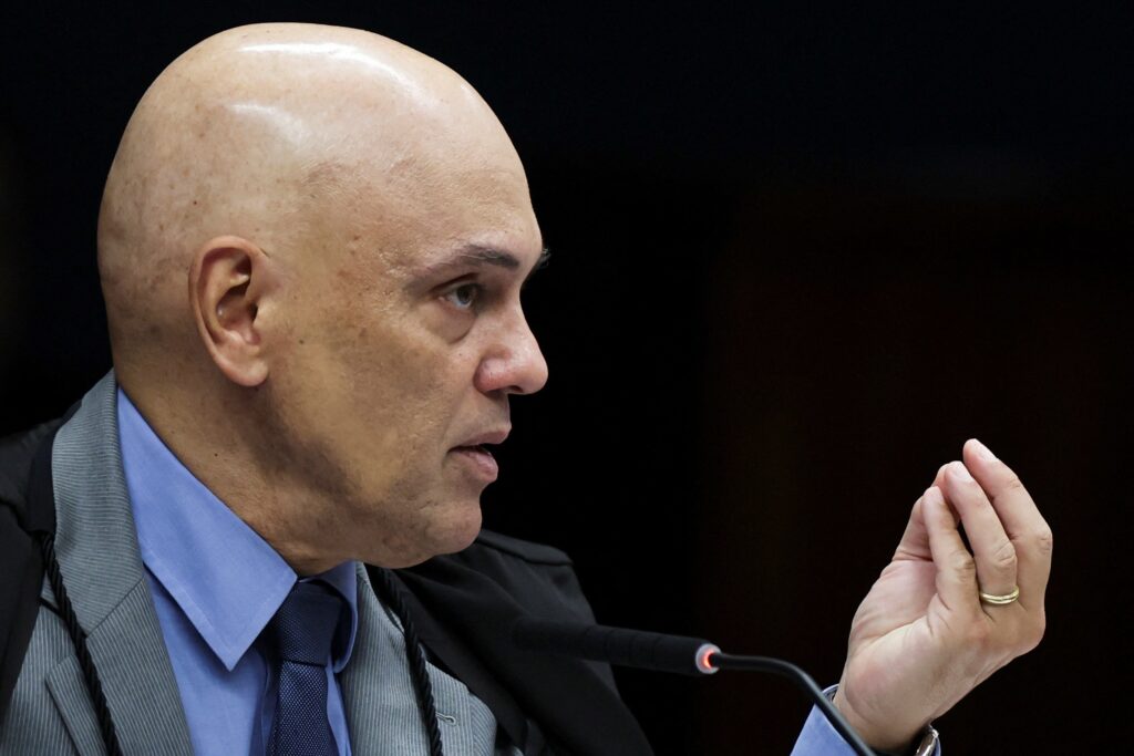 Análise: Voto longo e secreto de Moraes estenderá sessões e levará ministros a ajustes de última hora Análise: Voto longo e secreto de Moraes estenderá sessões e levará ministros a ajustes de última hora