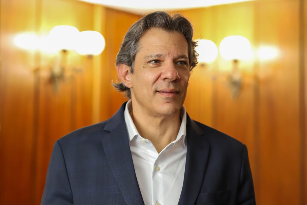Haddad: Se começar a perdoar tentativa de golpe, um dia ele acontece