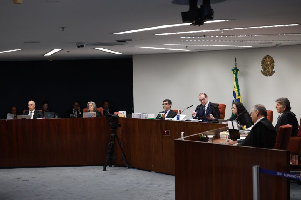 Defesa de Ramagem rebate PGR e nega que tenha contribuído para narrativa contra urnas Defesa de Ramagem rebate PGR e nega que tenha contribuído para narrativa contra urnas