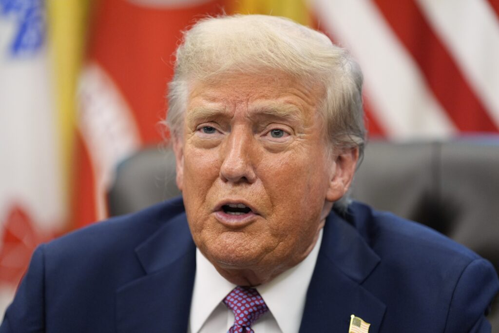 Sem citar Bolsonaro, Trump diz que aplicou tarifa de 50% ao Brasil por atitude ‘lamentável’ Sem citar Bolsonaro, Trump diz que aplicou tarifa de 50% ao Brasil por atitude ‘lamentável’