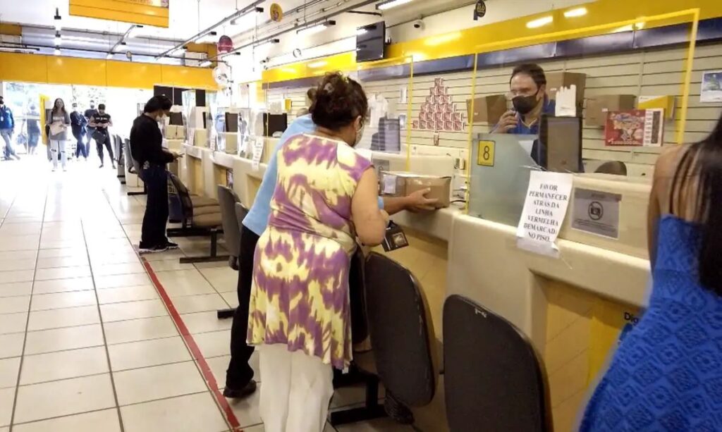 Correios suspendem recebimento com cartões nas agências próprias em contrato de R$ 56,8 mi com fintech citada em megaoperação da PF
