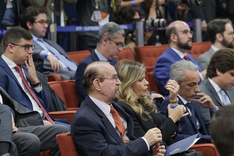 Defesa de Mauro Cid nega coação para delatar e diz que militar não participou de trama golpista