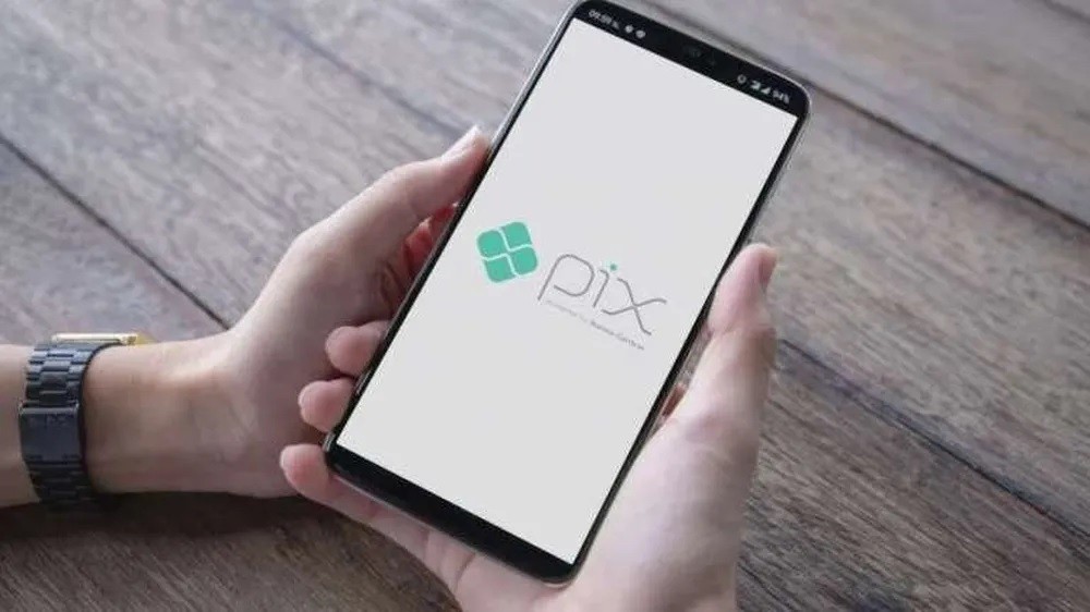 Apesar de ataques, Banco Central mantém lançamento do Pix Parcelado para setembro