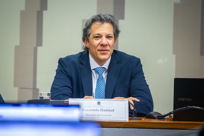 Haddad diz que agenda econômica do governo está ‘blindada’ e não pretende sair candidato em 2026
